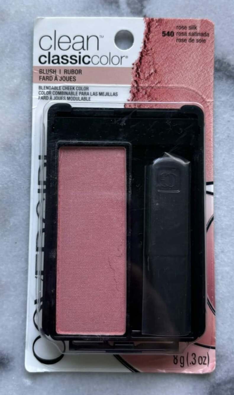 Covergirl Classic Color Blush Rose Silk 540 Blendable Cheek Color